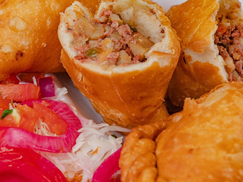 Antojitos Hondurenos Mariela (Food Truck) food